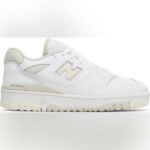 Women’s New Balance 550s